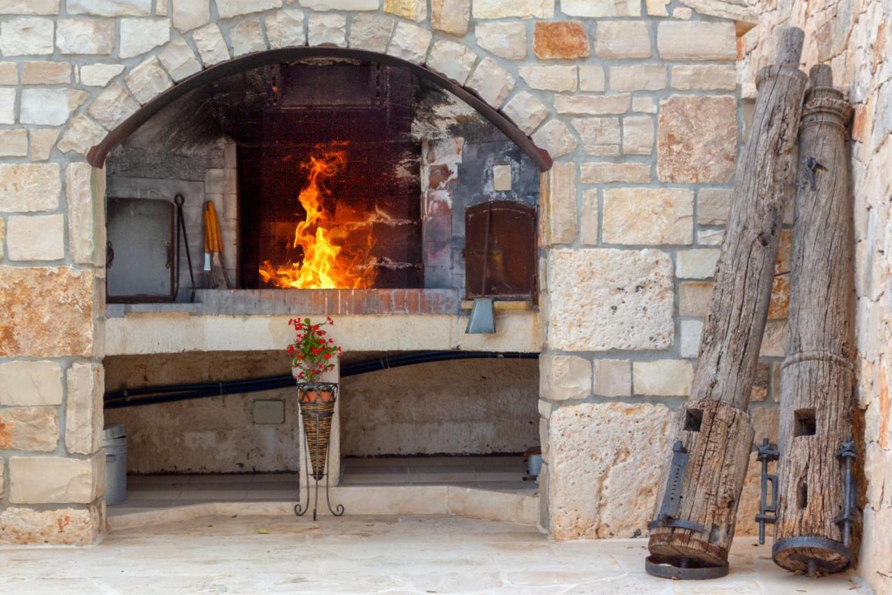 Вилла Navolte Trulli E Quiete Con Piscina Локоротондо Экстерьер фото