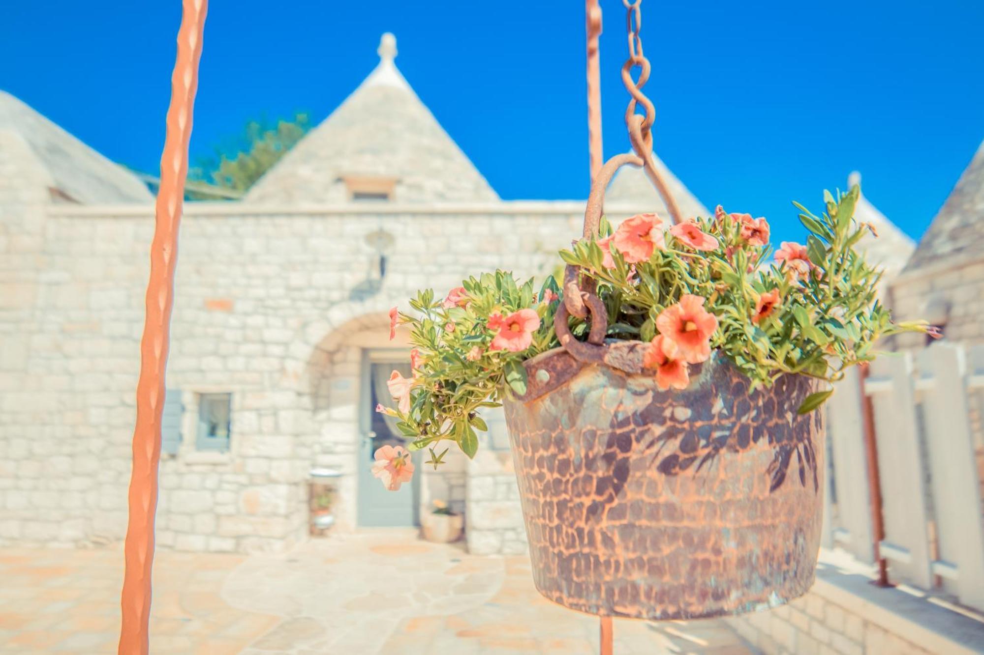 Вилла Navolte Trulli E Quiete Con Piscina Локоротондо Экстерьер фото