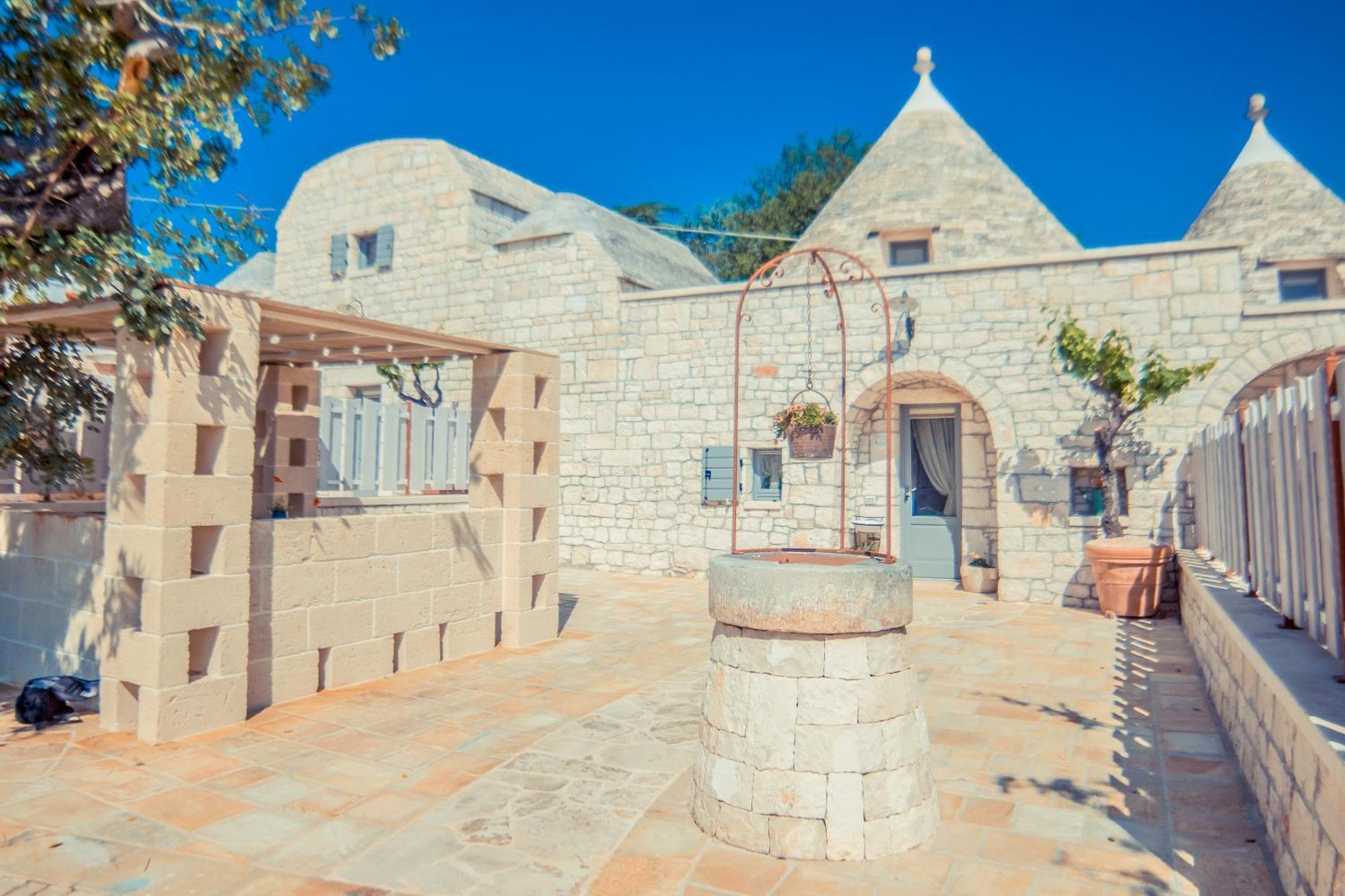 Вилла Navolte Trulli E Quiete Con Piscina Локоротондо Экстерьер фото