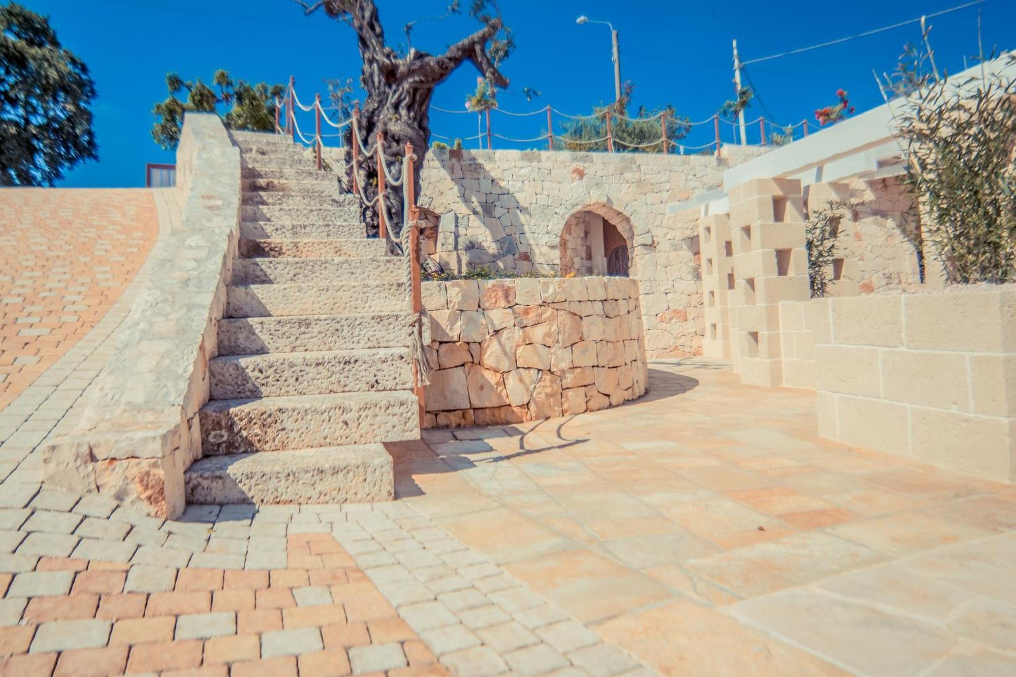 Вилла Navolte Trulli E Quiete Con Piscina Локоротондо Экстерьер фото